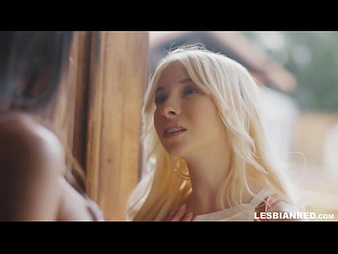 ❤️ Neska hilabete batzuk geroago etxera dator eta amaordearen puxa jaten amaitzen du ️❌ Porno fb gugan